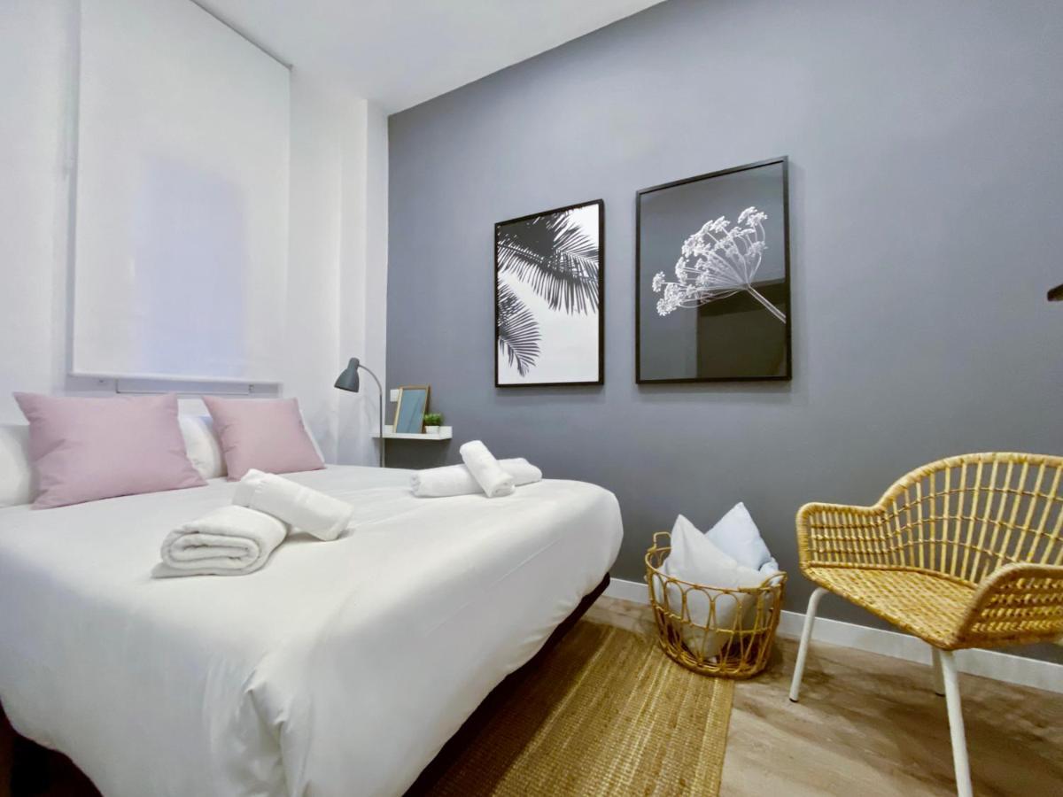 Charming La Latina Market มาดริด ภายนอก รูปภาพ